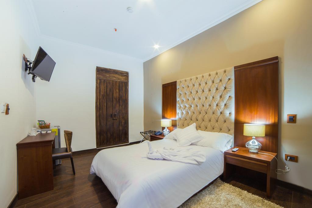 Felicia Hotel & Suites Cuenca Dış mekan fotoğraf