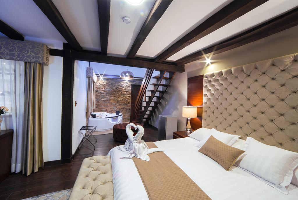 Felicia Hotel & Suites Cuenca Dış mekan fotoğraf